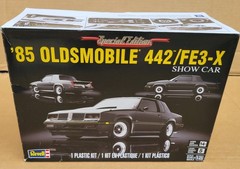 Revell ’85 Oldsmobile 442/FE3-X Show Car Open All Parts Sealed 1:25 Kit 4446