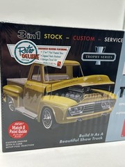 AMT ’53 Ford Pickup Truck 3in1 Retro Deluxe Trophy Series Kit AMT882