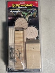 Grave Digger Monster Jam Wooden Truck Kit Lowes Build & Grow 2017 New Old Stock
