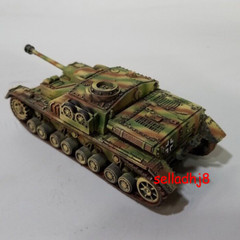 1/72 Scale WWII German Sturmgeschutz IV Assault Gun Vehicle Tri Color Camo Model