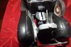 HUBLEY FORD 4 DOOR SEDAN METAL MODEL KIT HOT ROD PARTS REPAIR 1:20 JUNKYARD BLK