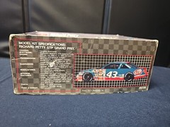 AMT 6728 1/25 43 STP Pontiac Grand Prix Richard Petty NASCAR Model NEW Open Box
