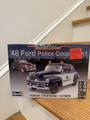 REVELL SPECIAL EDITION ’48 FORD POLICE COUPE 2’n1 MODEL KIT 1/25 SCALE 1948