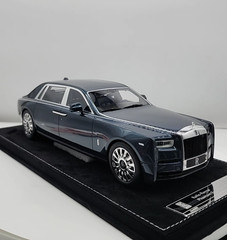 1/18 Rolls-Royce Phantom Extended Wheelbase/ Blue/ H&H
