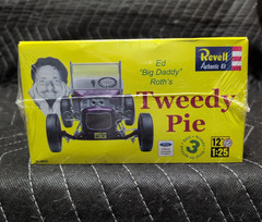 REVELL ED “BIG DADDY” ROTH’S TWEEDY PIE MODEL KIT FACTORY SEALED – NIB!!!