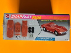 1970 CHEVROLET CORVETTE LT-1 MODEL KIT AMT ERTL 1/25 SCALE SNAPFAST PLUS NEW !!!