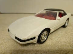 DEALER PROMO 6702 1992 CORVETTE CONVERTIBLE SPECIAL ED 1 MILLIONTH NEW LOW PRICE