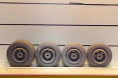 ST-1 unpainted stagger 1/25 scale resin model car dirt track tires and wheels ,