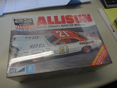 MPC KIT NASCAR DONNIE ALLISON MERCURY OVER 40 YEARS OLD SEALED