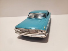 M131. 1964 FORD GALAXIE 500 XL DEALER PROMO MODEL CAR 1/25 Scale TURQUOISE