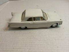 1960 Mercury Comet Dealer Promo Model Car 1/25 (135)