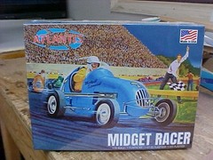 Atlantis M110 1:20 Scale Midget Racer Model Kit w/Driver NEW