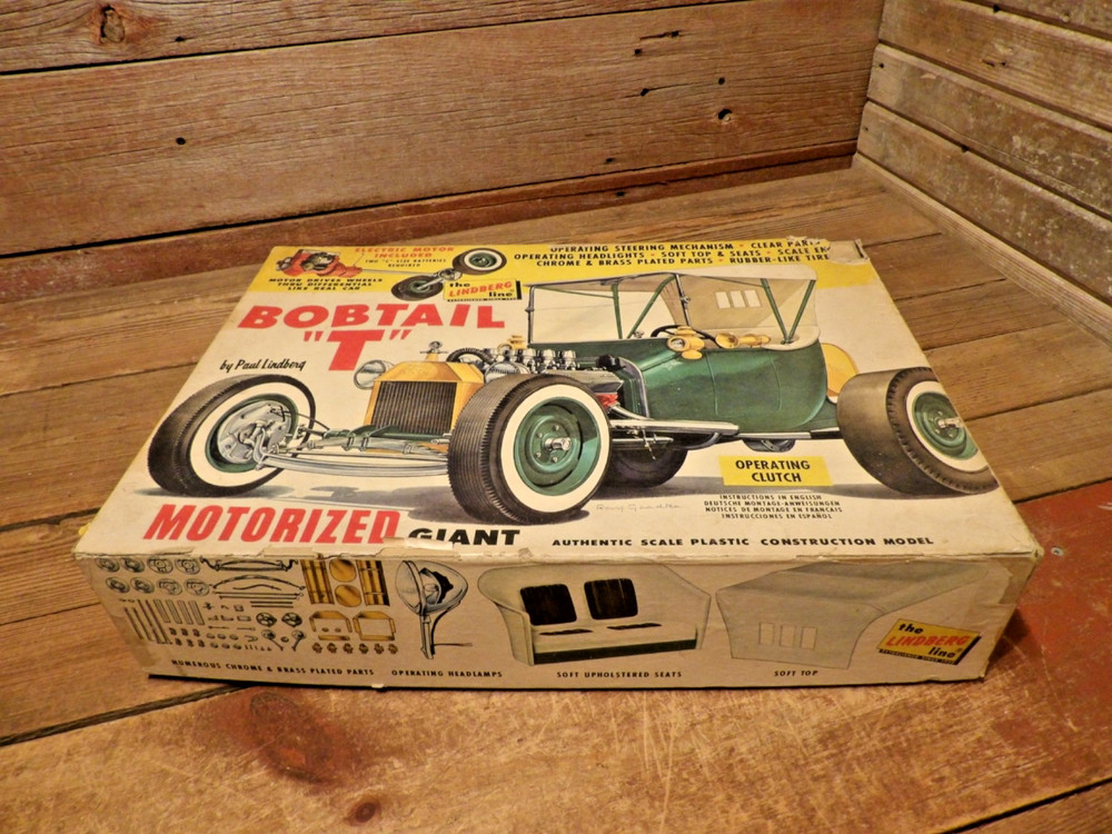 VINTAGE 1960’s Lindberg Bob Tail “T” Auto Model Kit – Large 1/8 Scale 690M:1100