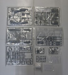 MRC GALLERY Models #64101 H-34 US MARINES 1/48 SCALE, BOX NOT SEALED/INSIDE SEAL