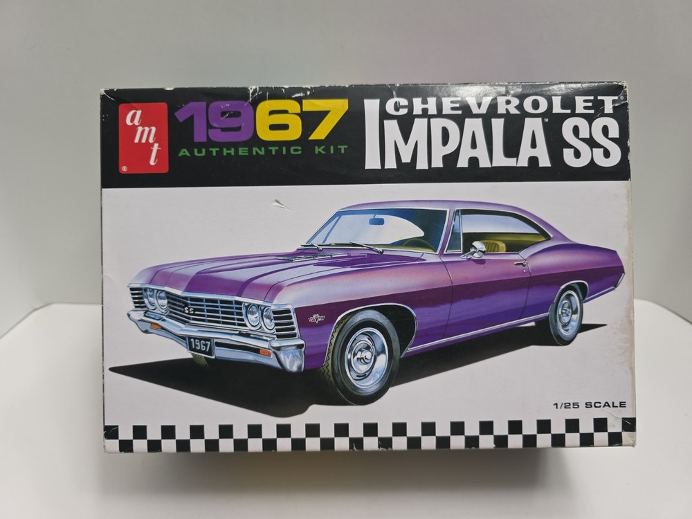AMT 981 – 1:25 – 1967 CHEVROLET IMPALA SS STOCK *FACTORY SEALED BAGS*