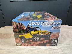 REVELL – JEEP WRANGLER RUBICON – 1:25 SCALE KIT #85-4501 – FACTORY SEALED NEW