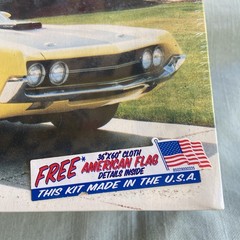 Revell 1970 Ford Torino Cobra 1:25 Model Kit 85-2353 NEW Sealed American Flag