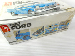 VINTAGE SEALED AMT 1/25 SCALE 1957 FORD 3 N’ 1 PLASTIC MODEL KIT #6584