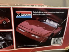 Monogram 1/8 Scale 1985 Corvette Coupe Model Car Kit 2608