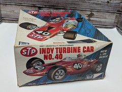 MPC Indy STP Turbine Car Plastic Model Kit 1/20 Scale