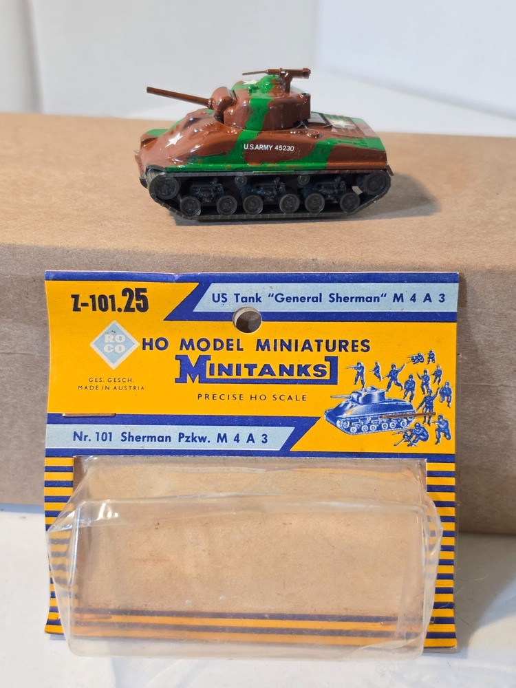 ROCO HO Minitanks Z-101.25 US Tank “General Sherman” M4A3 Customized Austria (C)