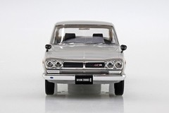 Aoshima 1/32 The Snap Kit Nissan Skyline 2000GT-R Silver 09-A Model Kit 05882