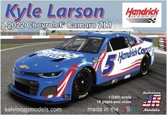Salvinos Jr Models HMC2022KLP 1/24 Scale 2022 Camaro ZL1 #5 Kyle Larson Plastic