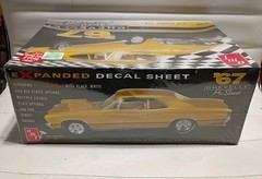AMT 1/25 1967 Chevy Chevelle Pro Street Model Kit – Gold (AMT876)