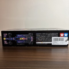 Tamiya 1/20 – Red Bull Racing Renault RB6 Vettel Formula 1 2010 Champion #20067