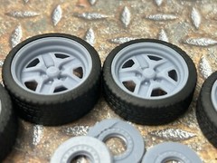 Resin 21/20 Inch “US Mags Saber” (Oldsmobile) Model car Wheels/Tires 1/24 scale
