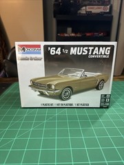 1964 1/2 Mustang Convertible Model Kit Monogram #14019 Level 4 New Sealed 1:24