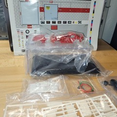GREAT GARAGES DISPLAY KIT 1:43 SCALE RED DODGE VIPER,GARAGE,COMPLETE TOOL SET