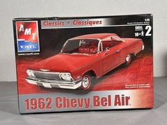 AMT 1/25 Scale Model Kit 1962 Chevy Bel Air Coupe SEALED Chevrolet Classic