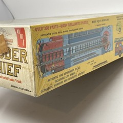 Vintage AMT Ladder Chief American LaFrance Fire Truck model kit #T598 New NOS