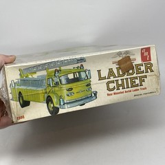 Vintage AMT Ladder Chief American LaFrance Fire Truck model kit #T598 New NOS