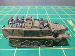 African Corps 1/72 1/87 ? Army Tank Trucks Built Model WW II German Tan Dio Trac