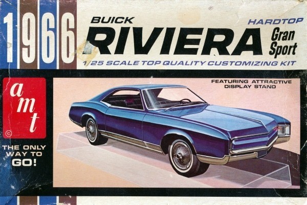 AMT 1/25 1966 BUICK RIVIERA GRAN SPORT