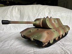 1/35 BUILT GERMAN E-100 SUPER HEAVY TANK WELL BUILT READY TO DISPLAY. SALE!!!