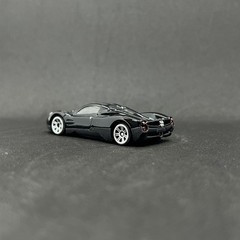 Pagani Utopia Caron Black 1/64 Diecast Car Model Toy Alloy Auto Miniature Gift