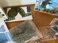 MPC Godzilla Vehicle Willys MB Jeep 1/25 Plastic Model Kit MPC882M/12-NEW