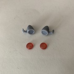 1:8 1937 Style Rear Tail Lights (set Of Two) With Red Lenses.