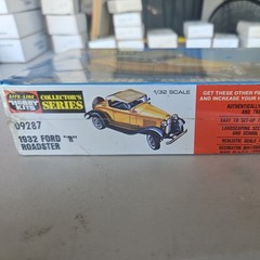 Hobby Kits 1/32 1932 Ford “B” Roadster Model Kit Factory Sealed 11