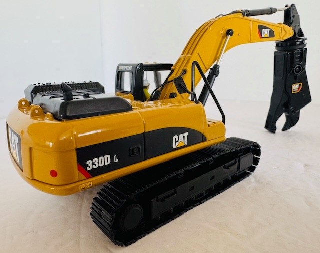1:50 Caterpillar 330D L Hydraulic Excavator With Shear By Diecast Masters 85277