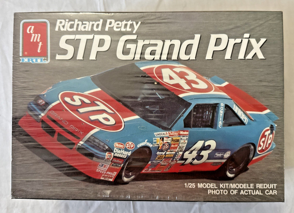 AMT Richard Petty STP Grand Prix 1/25 Model Kit #6728 Sealed Vintage