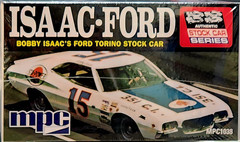 Bobby Isaac ’72 Ford Torino Stock Car MPC 1:25 NEW FACTORY SEALED *US Seller*