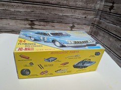 Jo-han ’64 Plymouth Belvedere Richard Petty Model Kit 1/25 Scale