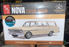AMT 1963 Chevy II Nova Station Wagon Plastic Model Car Kit