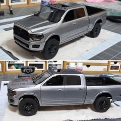 1:25 RAM 2500 5th Gen 2019 Resin Model Kit Clear Parts Rubber Tires and Decals