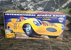 VTG LINDBERG INTERNATIONAL SPORTS RACER DIY MOTORIZED MODEL RACE CAR KIT D4