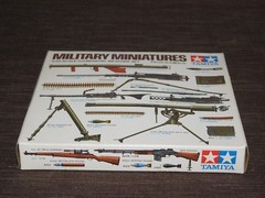 VINTAGE ARMY TOY TAMIYA US INFANTRY WEAPONS SET MILITARY MINI WWII MODEL KIT